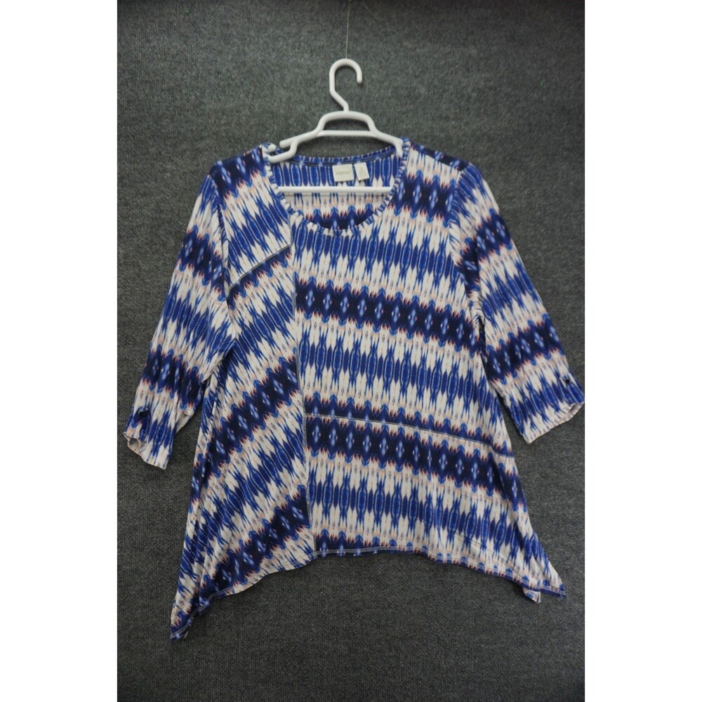 Chicos Zenergy Ikat Tunic Top Shirt Size 2 Large L Blue White Sharkbite Hem 3/4